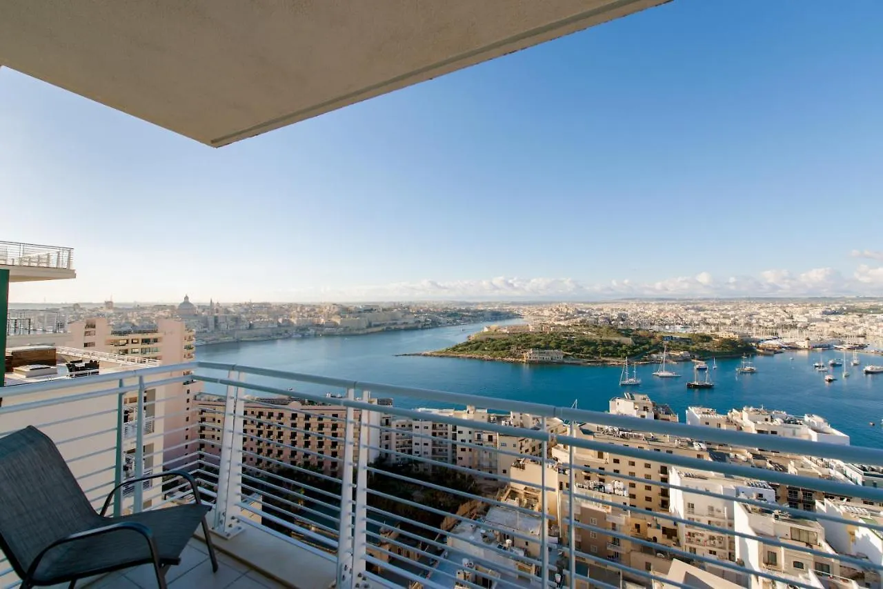 The Ultimate Luxury, Sliema With Pool Apartment