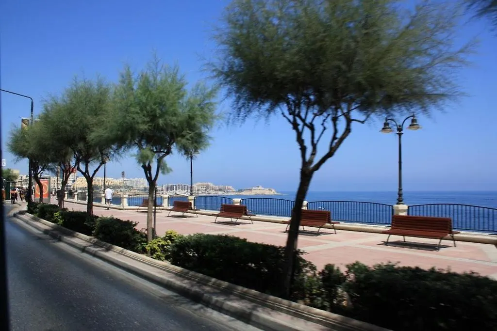 The Ultimate Luxury, Sliema With Pool Apartment