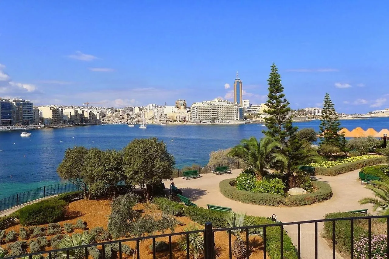 The Ultimate Luxury, Sliema With Pool Apartment